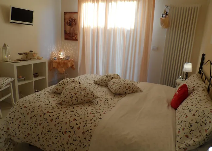 Petali Rosa Polignano a Mare